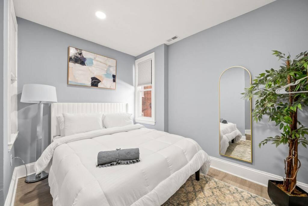 New! Cozy Apt In Center City! فيلادلفيا المظهر الخارجي الصورة