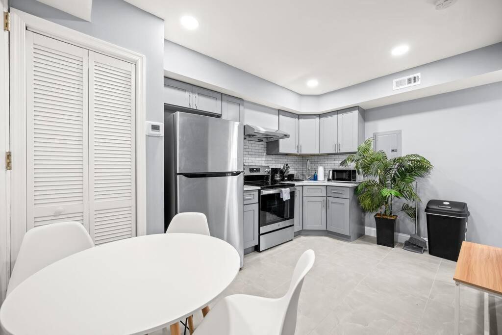 New! Cozy Apt In Center City! فيلادلفيا المظهر الخارجي الصورة